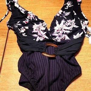 Womans One Piece Bathing Suit